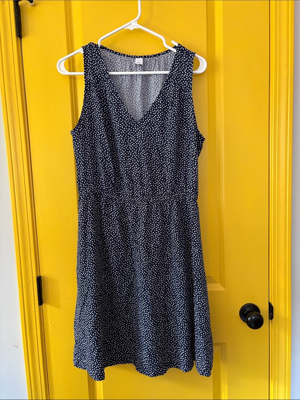 Old Navy Navy and White Polka Dot Sleeveless Midi Dress